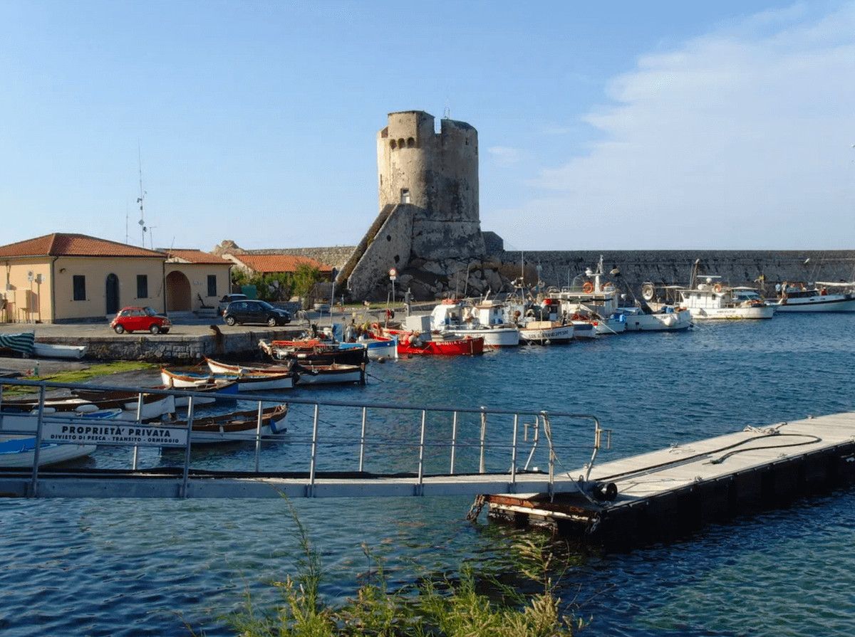 Fortezze e torri medievali nei dintorni di Marciana Marina